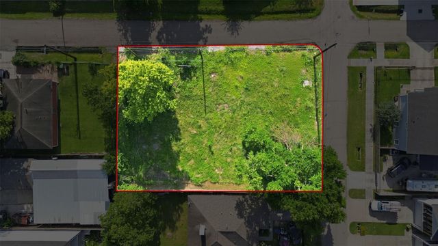 523 E 39th Street, Houston, TX 77022