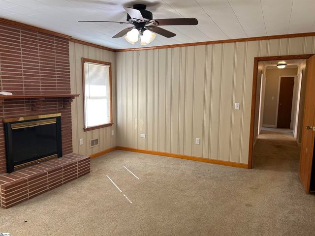 1598 Sunset Boulevard, Clinton, SC 29325