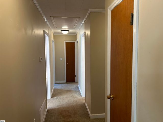 1598 Sunset Boulevard, Clinton, SC 29325