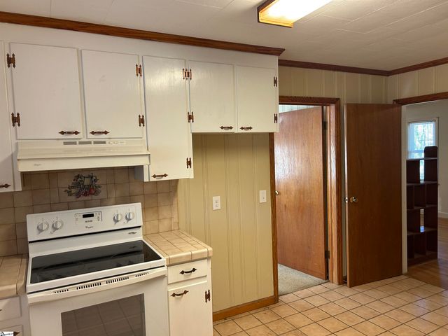 1598 Sunset Boulevard, Clinton, SC 29325