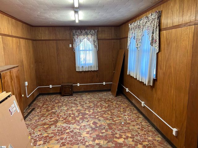 1598 Sunset Boulevard, Clinton, SC 29325