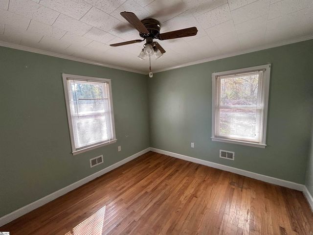 1598 Sunset Boulevard, Clinton, SC 29325