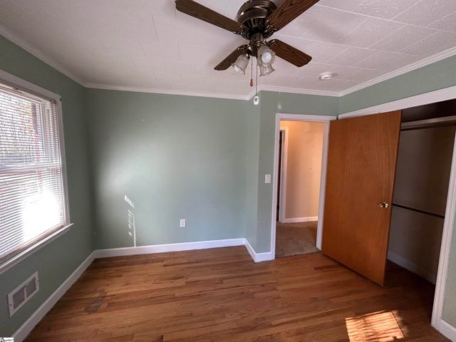 1598 Sunset Boulevard, Clinton, SC 29325