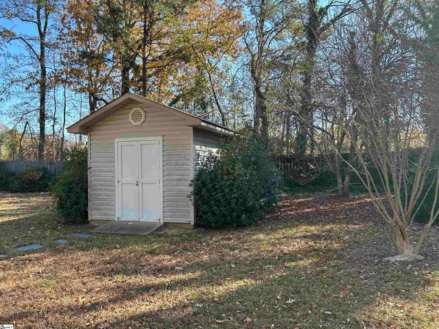 1598 Sunset Boulevard, Clinton, SC 29325