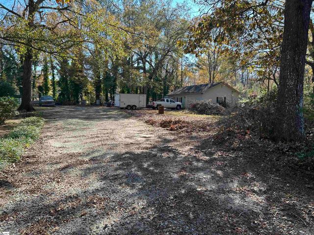 1598 Sunset Boulevard, Clinton, SC 29325