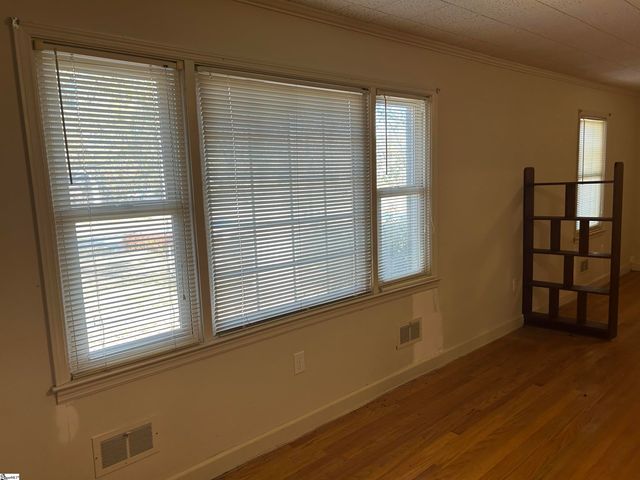 1598 Sunset Boulevard, Clinton, SC 29325