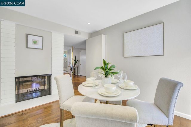 2133 Donald Dr 9, Moraga, CA 94556