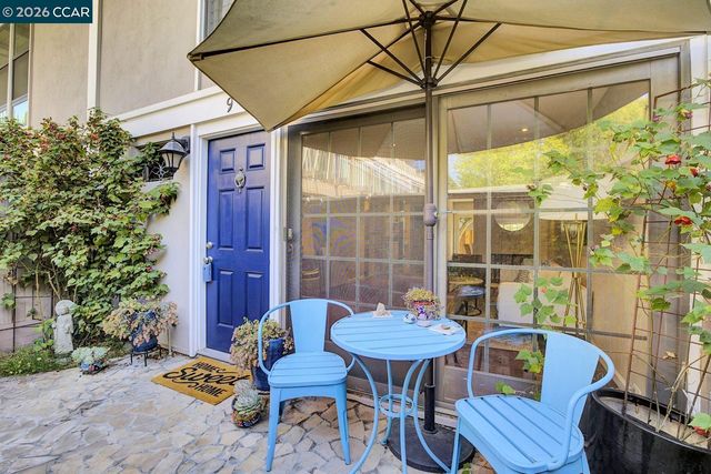 2133 Donald Dr 9, Moraga, CA 94556