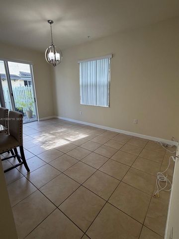 133 SE 28 8, Homestead, FL 33033