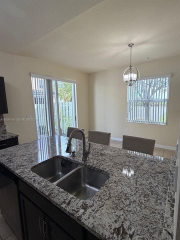 133 SE 28 8, Homestead, FL 33033