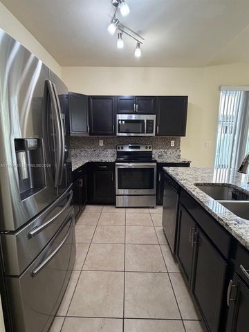 133 SE 28 8, Homestead, FL 33033