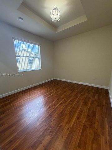 133 SE 28 8, Homestead, FL 33033