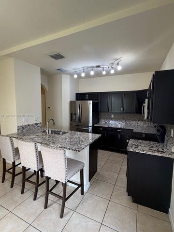 133 SE 28 8, Homestead, FL 33033