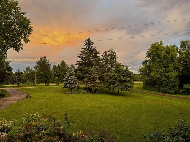 5451 County Highway Tt, Marshall, WI 53559