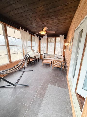 5451 County Highway Tt, Marshall, WI 53559