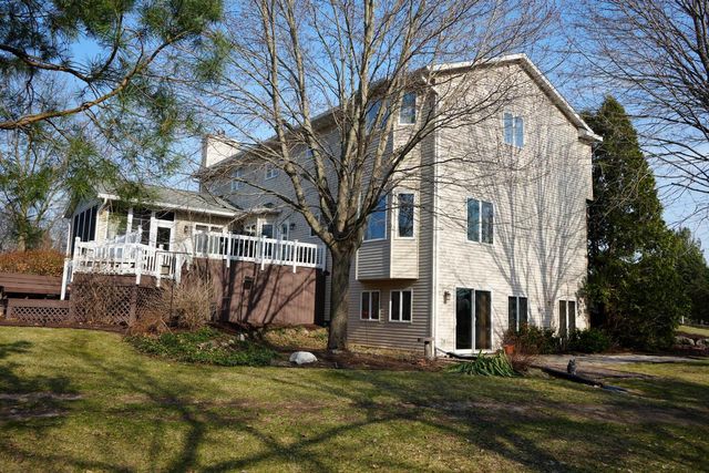 5451 County Highway Tt, Marshall, WI 53559