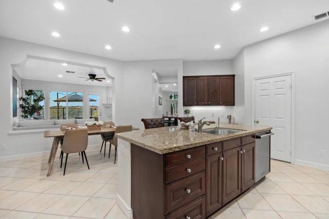 5742 Brittany Forrest Lane, San Diego, CA 92130