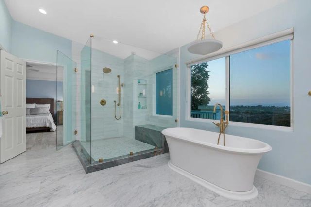 5742 Brittany Forrest Lane, San Diego, CA 92130