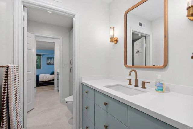 5742 Brittany Forrest Lane, San Diego, CA 92130