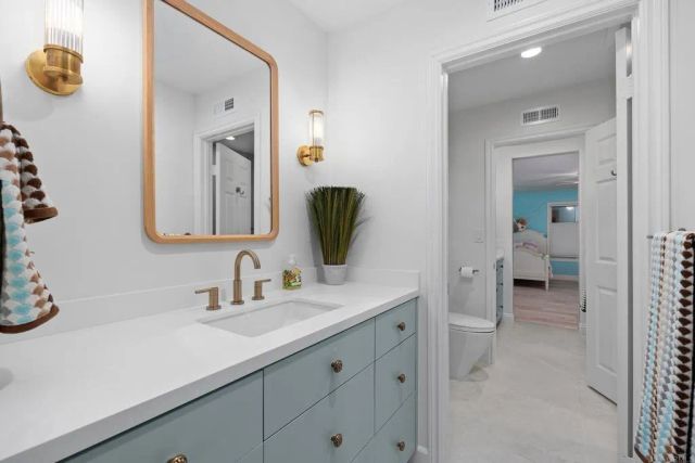 5742 Brittany Forrest Lane, San Diego, CA 92130