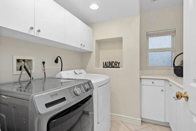 5742 Brittany Forrest Lane, San Diego, CA 92130