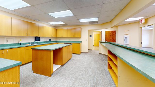 1255 W Main Street, B, Bellevue, OH 44811