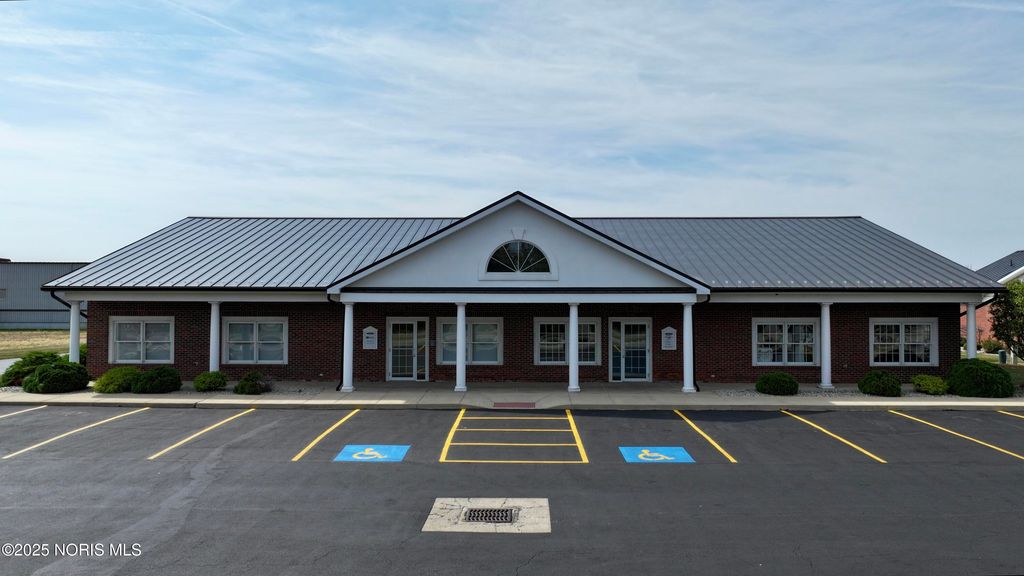 1255 W Main Street, B, Bellevue, OH 44811