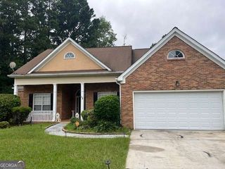 38 Rockport Drive, Riverdale, GA 30274