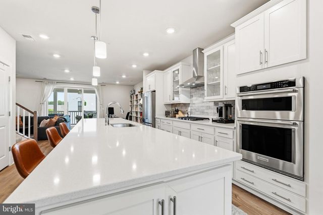 20851 OWENMORE TER, Sterling, VA 20166