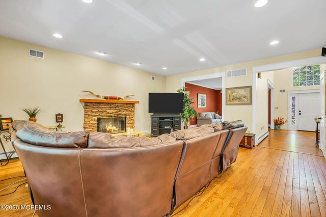 77 Savannah Road, Jackson, NJ 08527