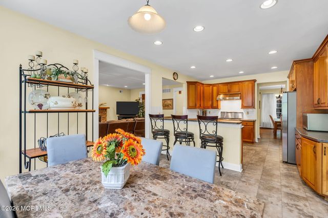77 Savannah Road, Jackson, NJ 08527