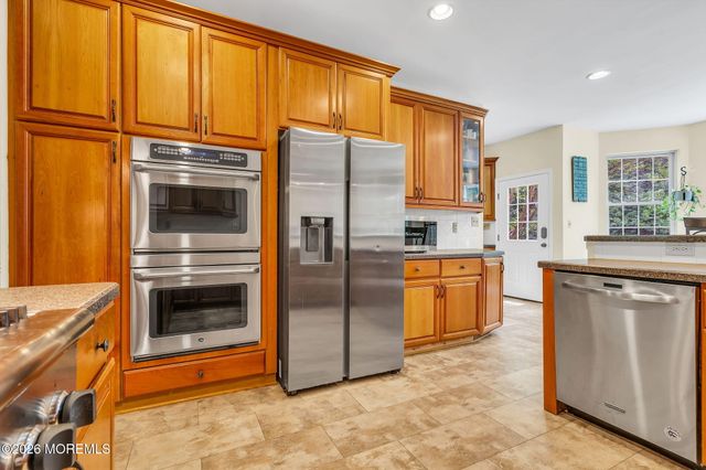 77 Savannah Road, Jackson, NJ 08527