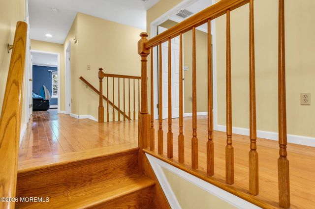 77 Savannah Road, Jackson, NJ 08527