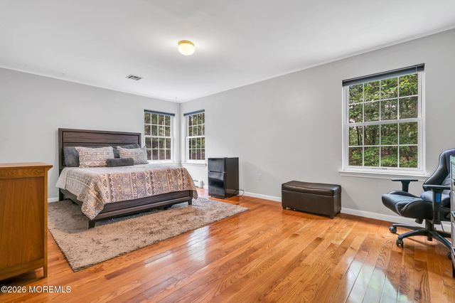 77 Savannah Road, Jackson, NJ 08527