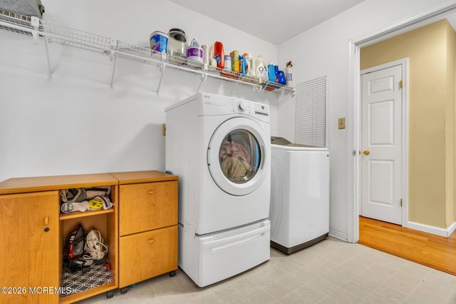 77 Savannah Road, Jackson, NJ 08527