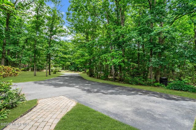 77 Savannah Road, Jackson, NJ 08527