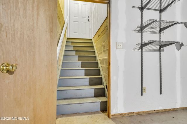 77 Savannah Road, Jackson, NJ 08527