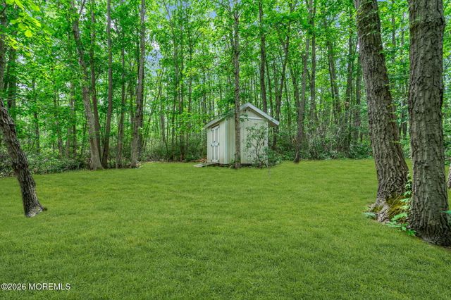 77 Savannah Road, Jackson, NJ 08527