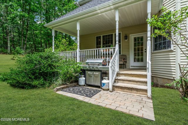 77 Savannah Road, Jackson, NJ 08527