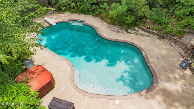 77 Savannah Road, Jackson, NJ 08527