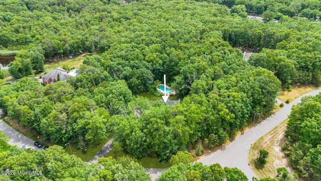 77 Savannah Road, Jackson, NJ 08527
