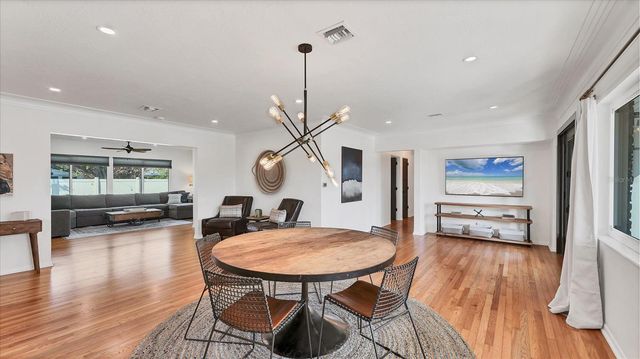 2411 VALENCIA DRIVE, Sarasota, FL 34239