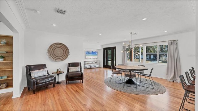2411 VALENCIA DRIVE, Sarasota, FL 34239