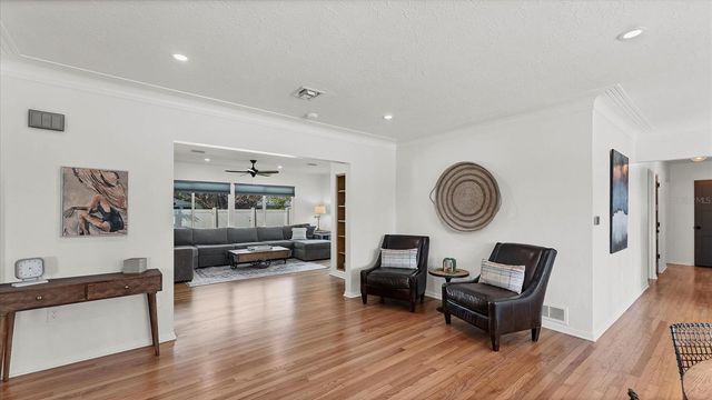 2411 VALENCIA DRIVE, Sarasota, FL 34239