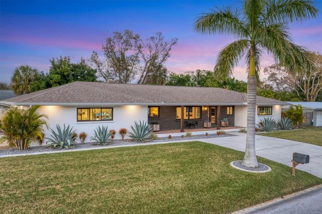2411 VALENCIA DRIVE, Sarasota, FL 34239
