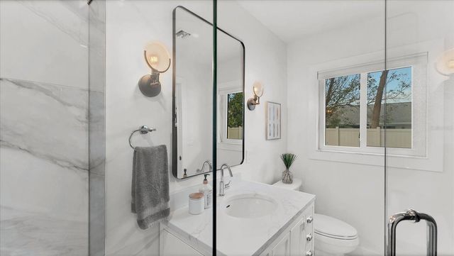 2411 VALENCIA DRIVE, Sarasota, FL 34239