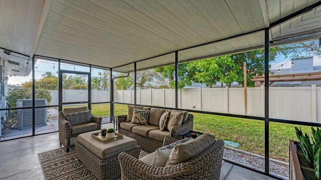 2411 VALENCIA DRIVE, Sarasota, FL 34239
