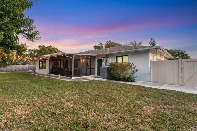2411 VALENCIA DRIVE, Sarasota, FL 34239