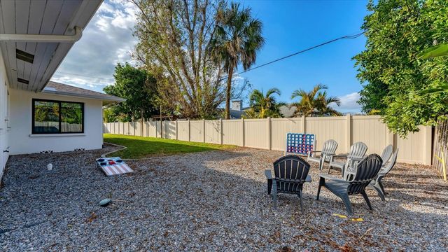 2411 VALENCIA DRIVE, Sarasota, FL 34239
