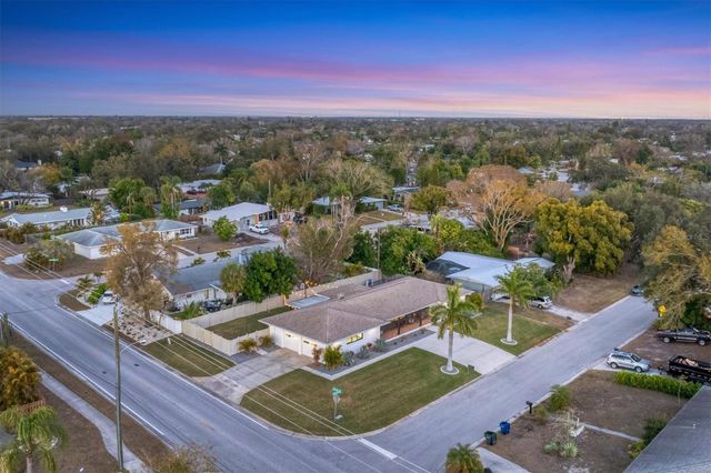 2411 VALENCIA DRIVE, Sarasota, FL 34239